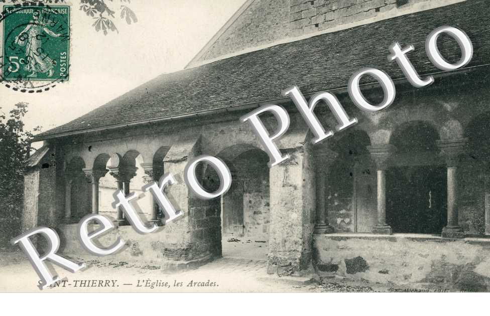 Eglise, les Arcades