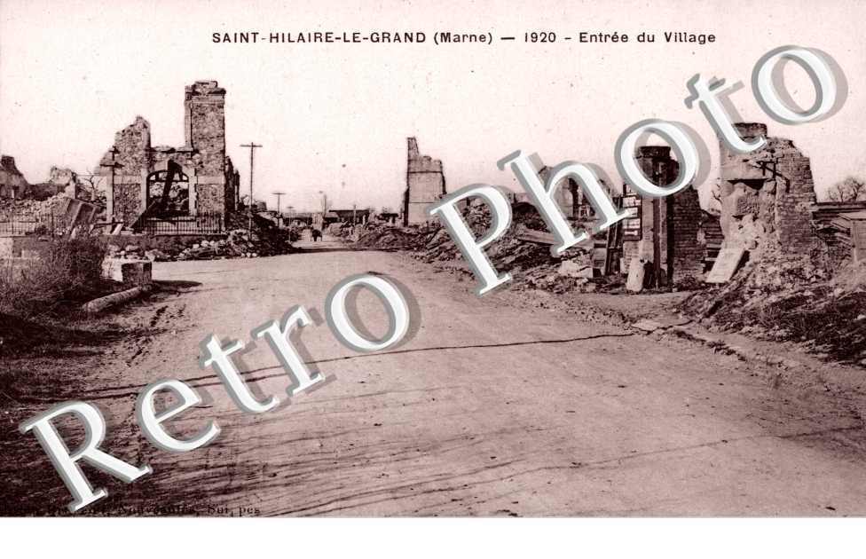 Entree du Village en ruines