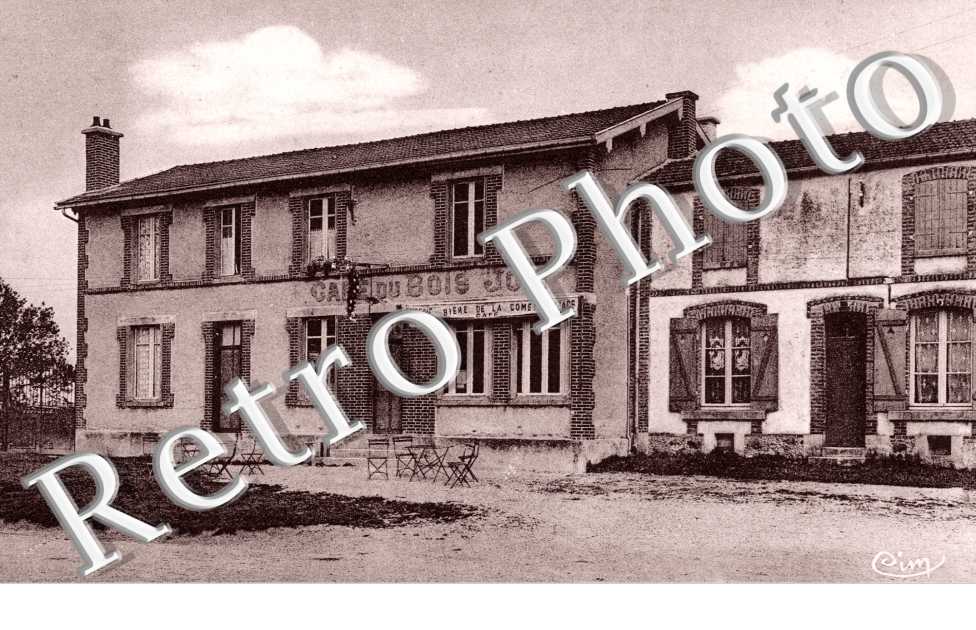 Cafe du Bois Joli