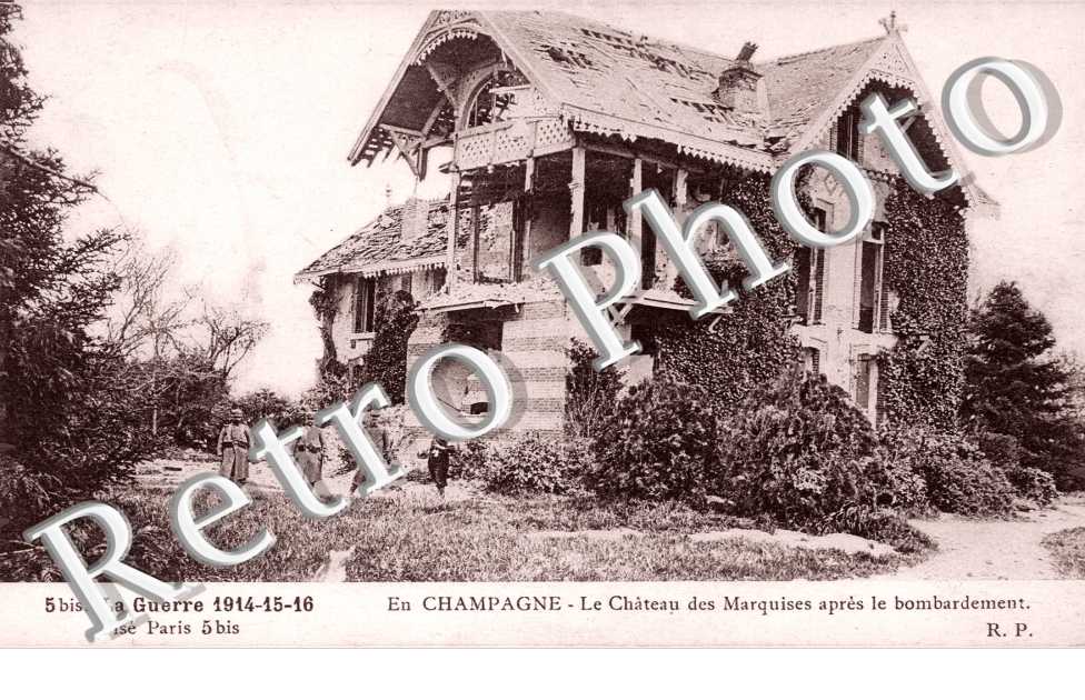 le château des Marquises après le bombardement