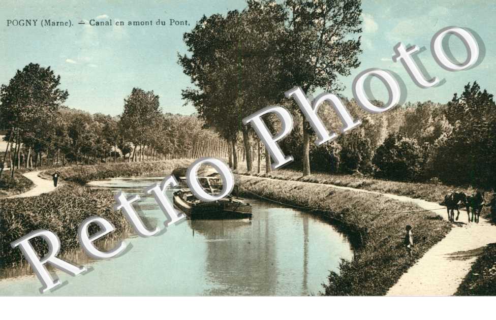 Canal en amont du pont