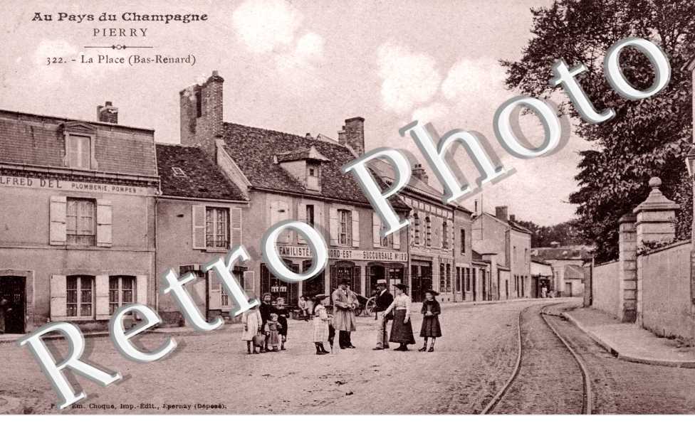 la place ( Bas-Renard )