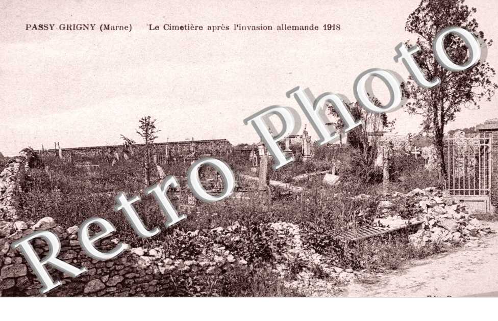 le cimetière après l'invasion allemande 1918