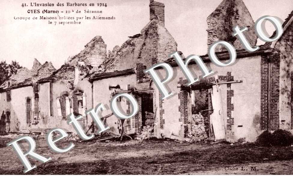 groupe de maisons brûlées par les allemands le 7 septembre 1914