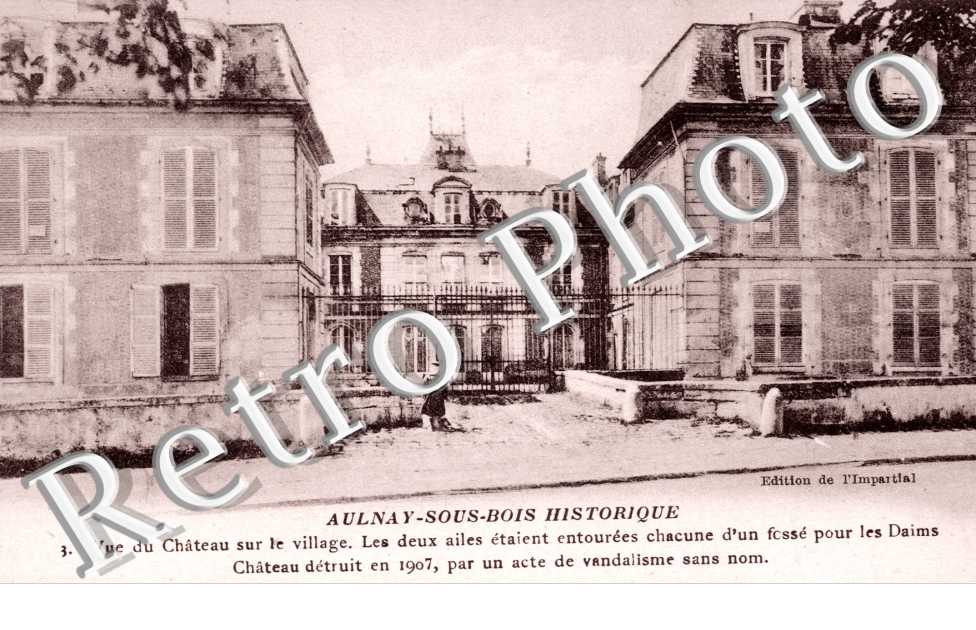 Vue du Chateau sur le Village