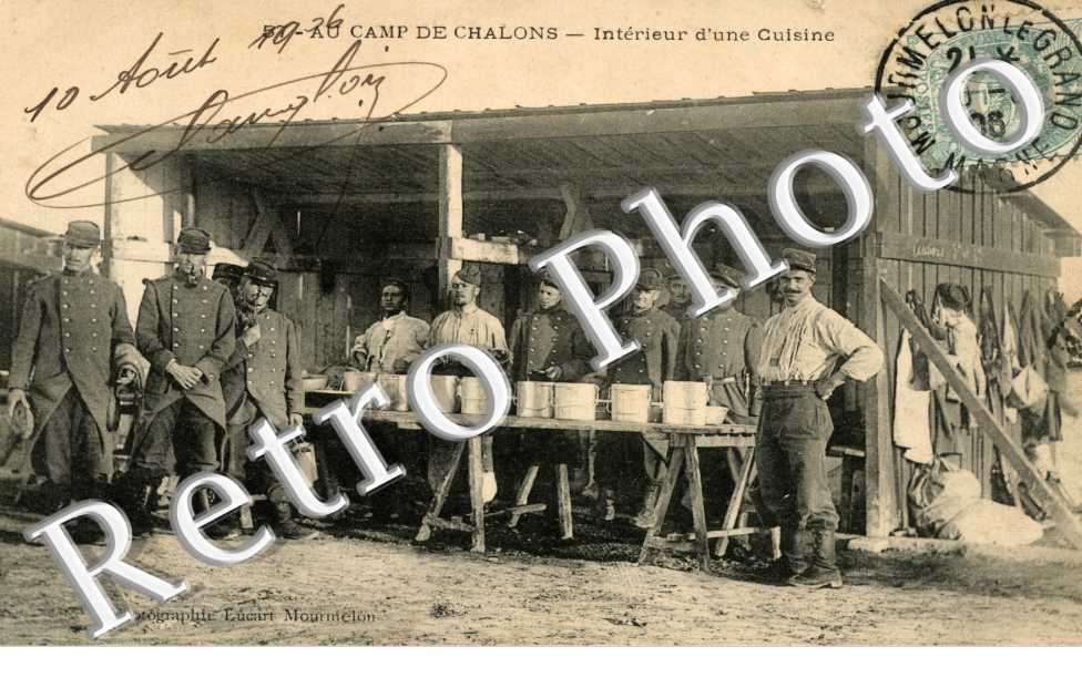 Au camp de Chalons Interieur d'une cuisine