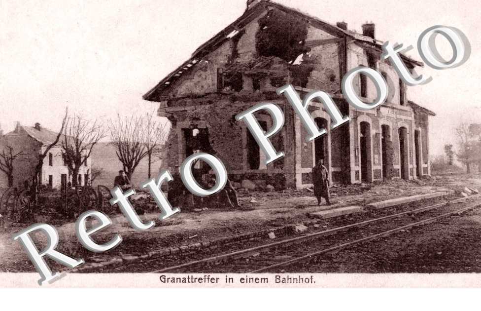 Granattreffer in einem bahnof