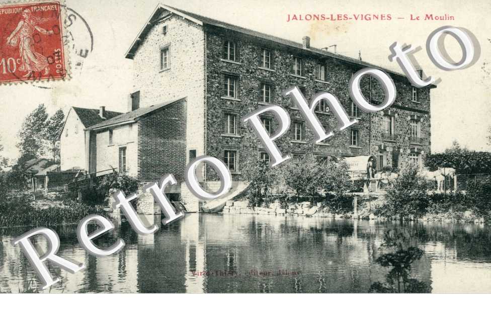 Le Moulin