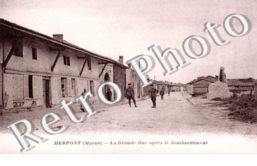 Grande Rue apres le Bombardement