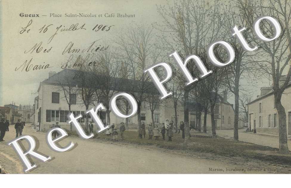Place Saint-Nicolas et cafe Brabant