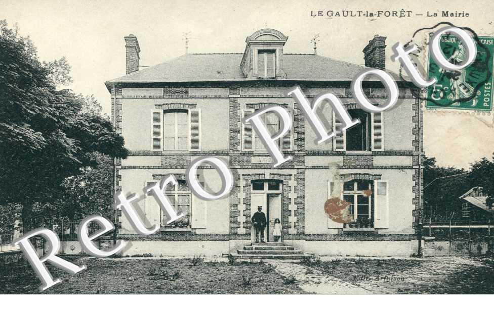 Le Gault la Foret, la Mairie