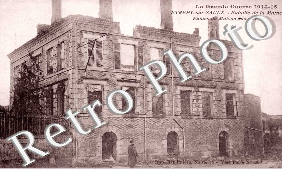 Ruines de Maison Incendiée