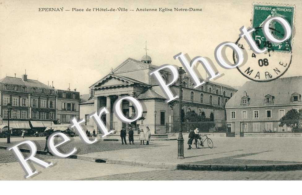 place de l'hotel de Ville
