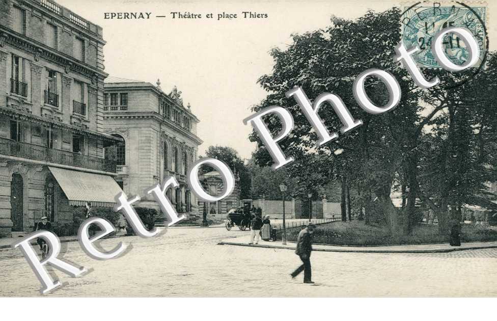 Theatre et Place Thiers