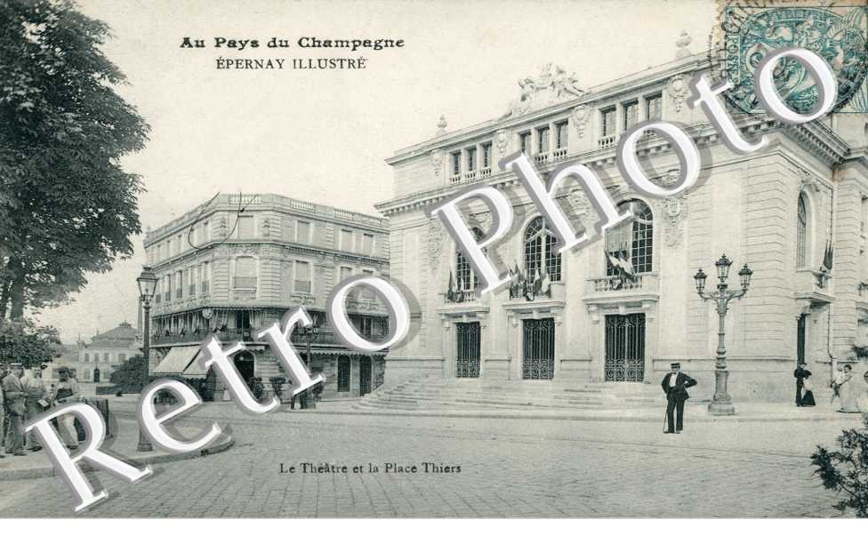 Theatre et Place Thiers