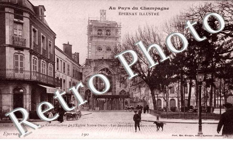 La place Thiers Construction de l'Eglise Notre-Dame Les demolitions mars 1903