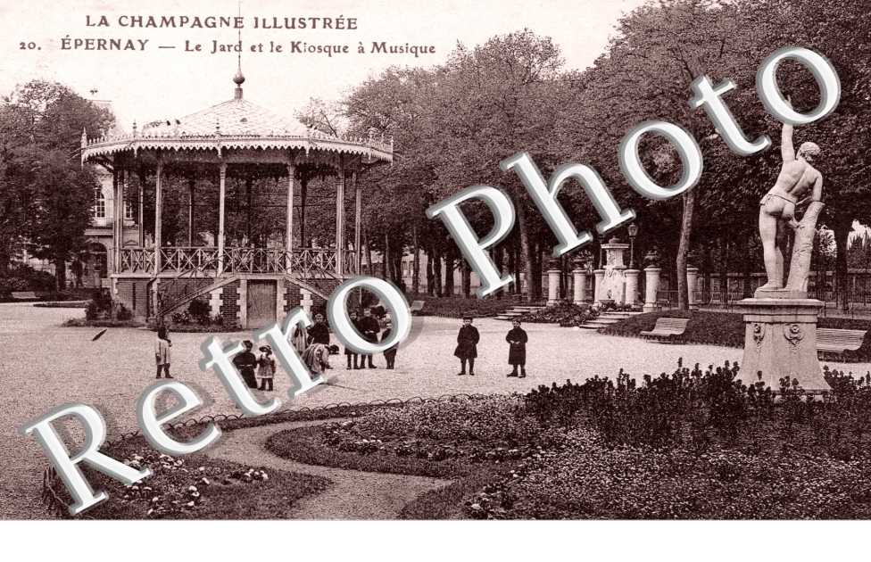 le Jard et le Kiosque a Musique
