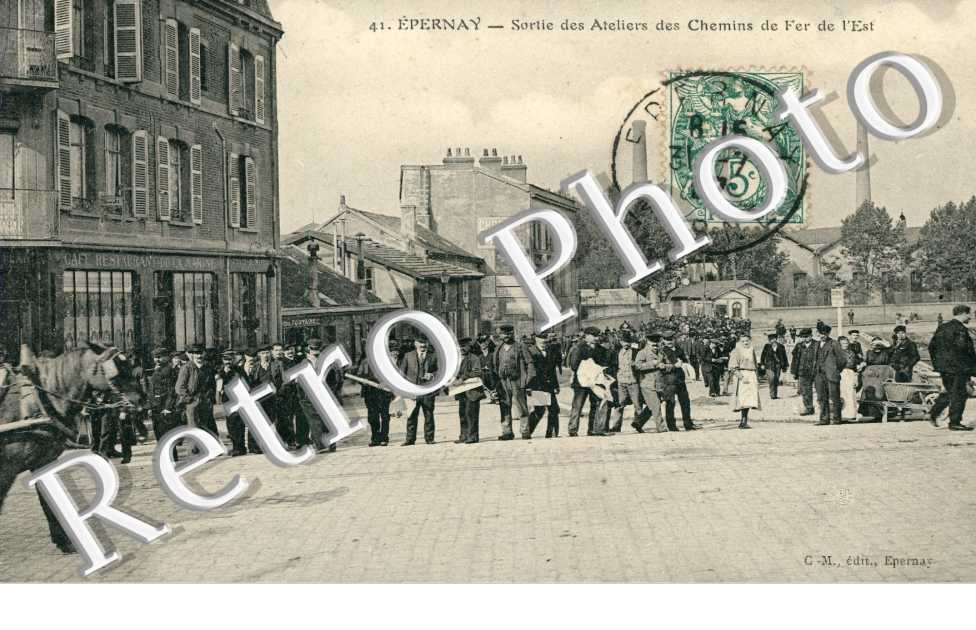 Sortie des Ateliers des Chemins de Fer de l'Est