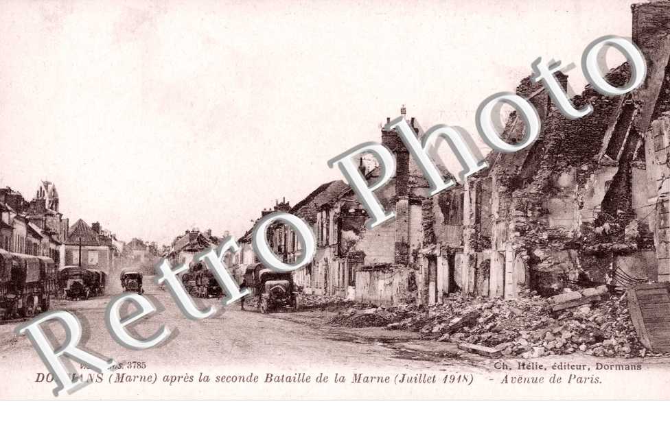 Avenue de Paris en ruines