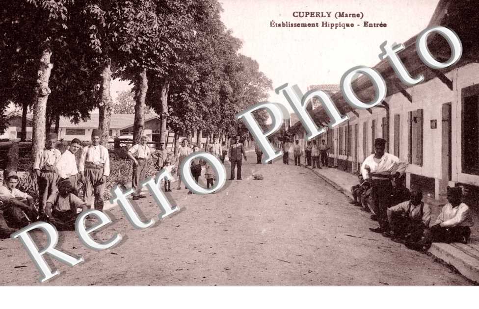 Etablissement Hippique, Entree
