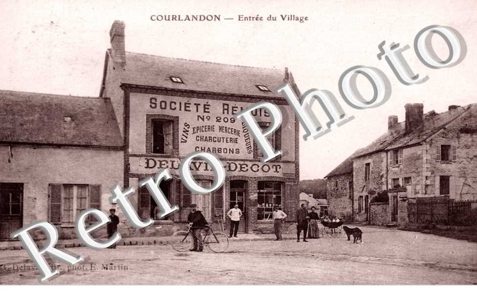 Entree du Village, Societe Remoise, Delavie-Decot
