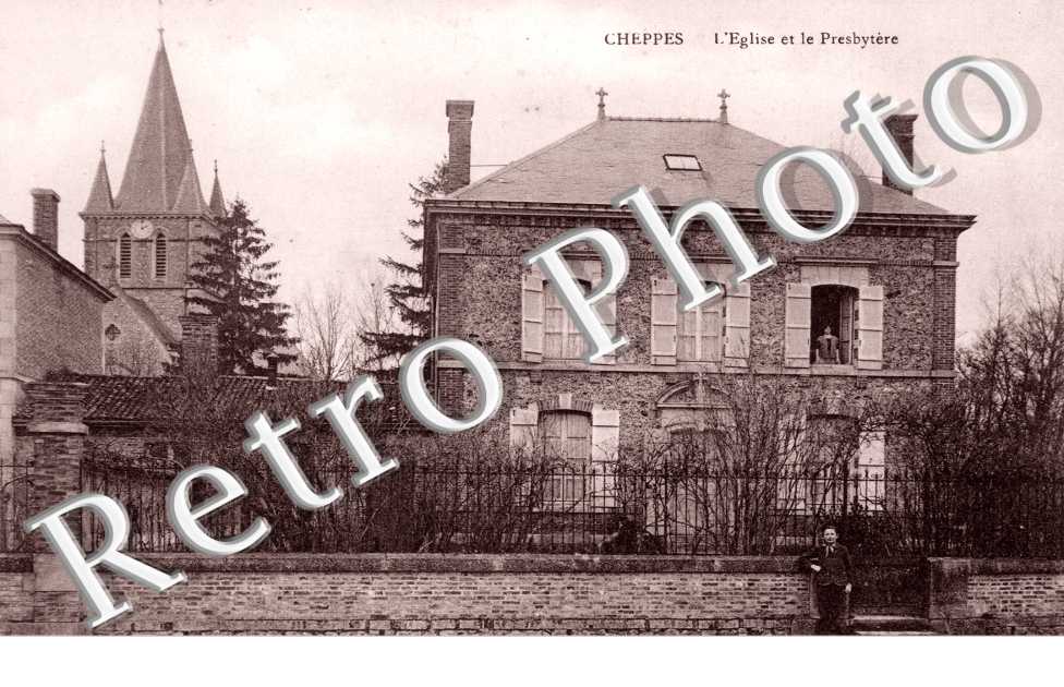 Cheppes-la-Prairie, l'Eglise et le Presbytère