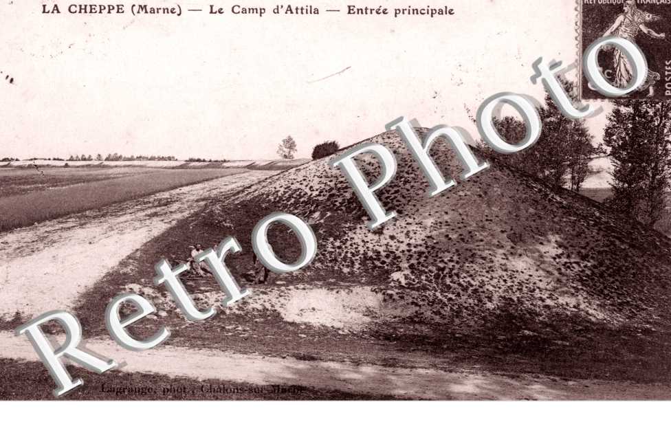 la Cheppe, le Camp d'Attila, Entree principale