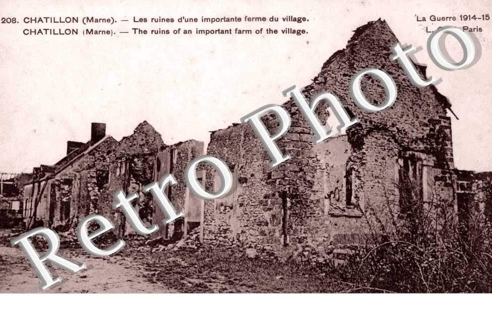 Les ruines d'une importante ferme du village
