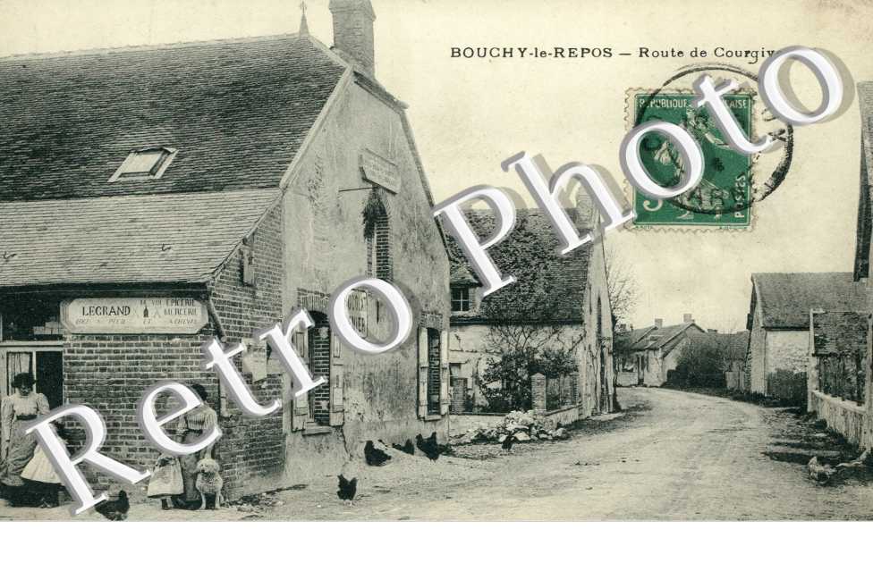 Bouchy le repos, Route de Courgiveaux