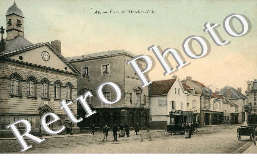 Place de l'Hotel de Ville