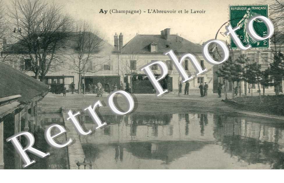 L'Abreuvoir et le Lavoir