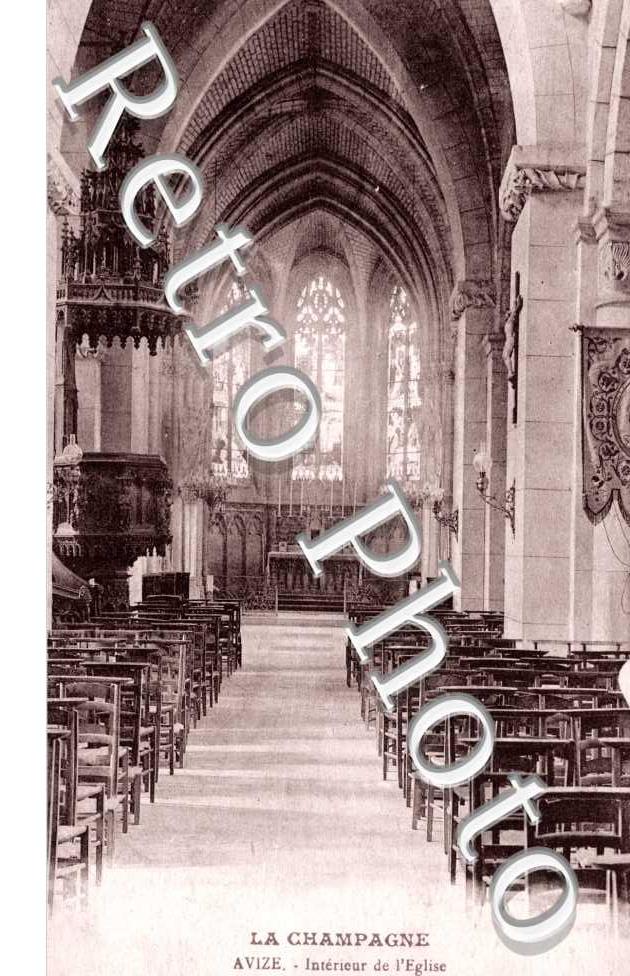Interieur de l'eglise