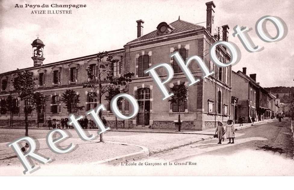 l'ecole des Garcons et grande Rue