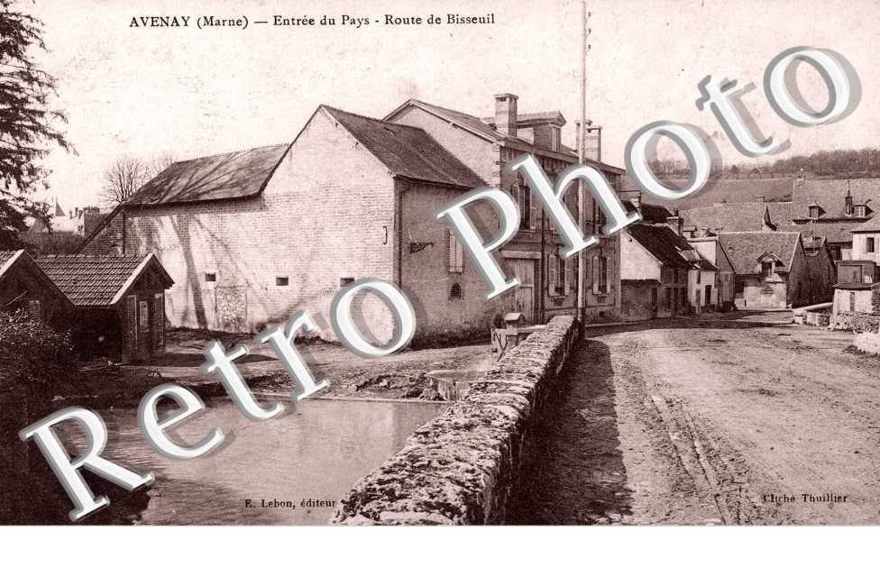 entree du pays, route de Bisseuil