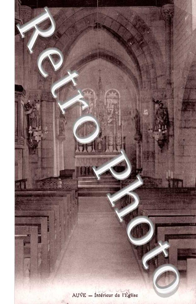interieur de l' eglise