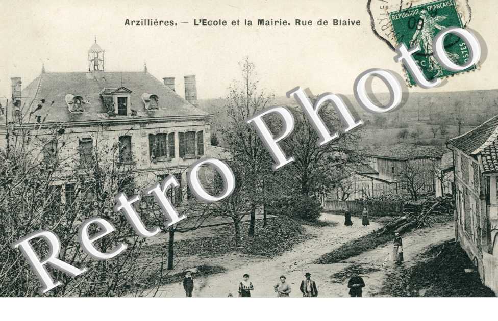 L'Ecole et la Mairie, Rue de Blaive