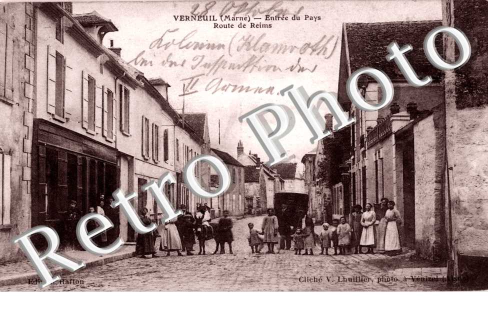 entree du pays, route de Reims