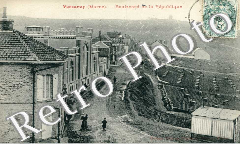 Boulevard de la Republique