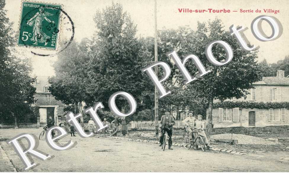 Sortie du village