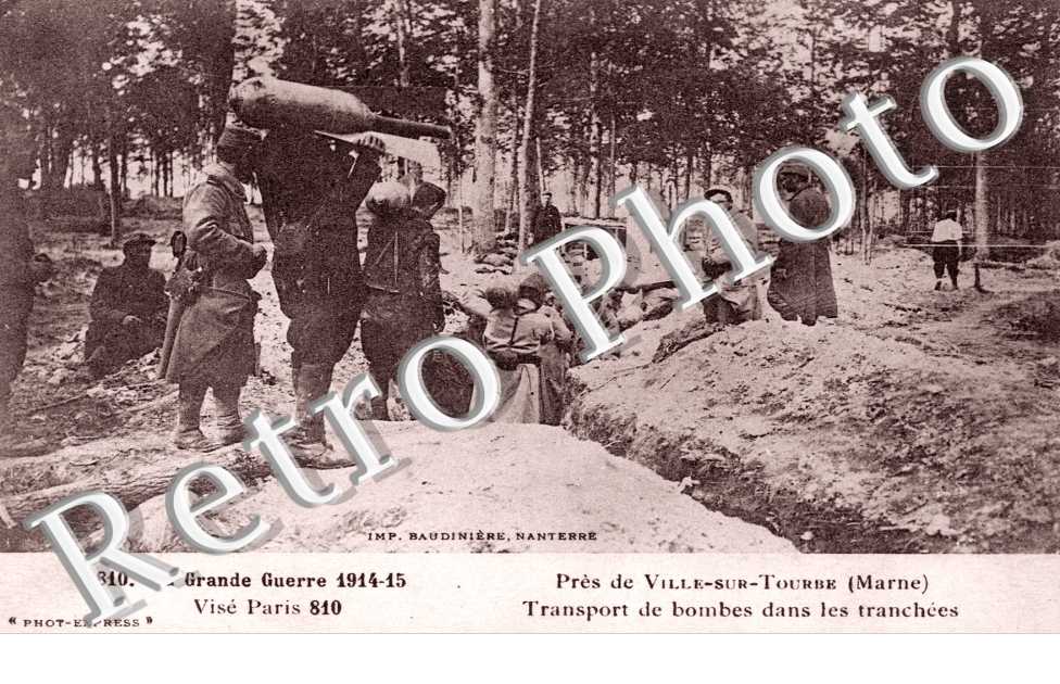 Transport de Bombes dans les Tranchées