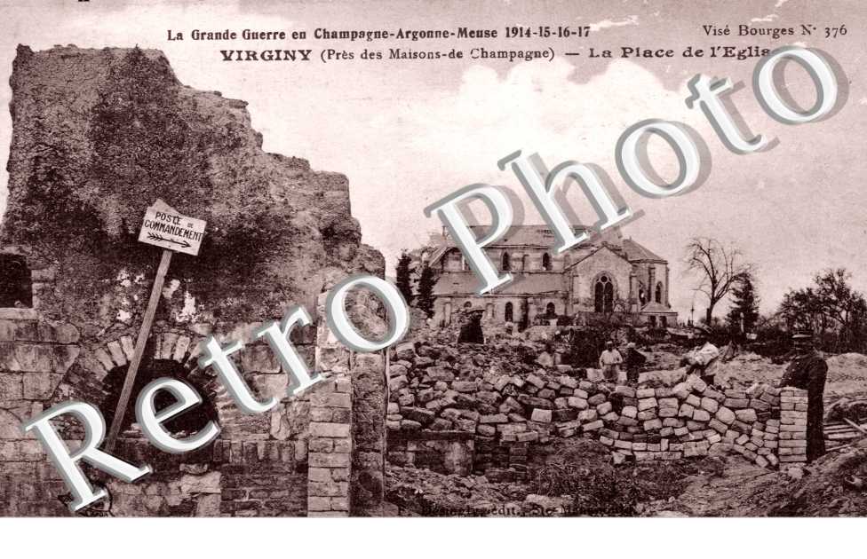 La Place de l'Eglise - Ruines
