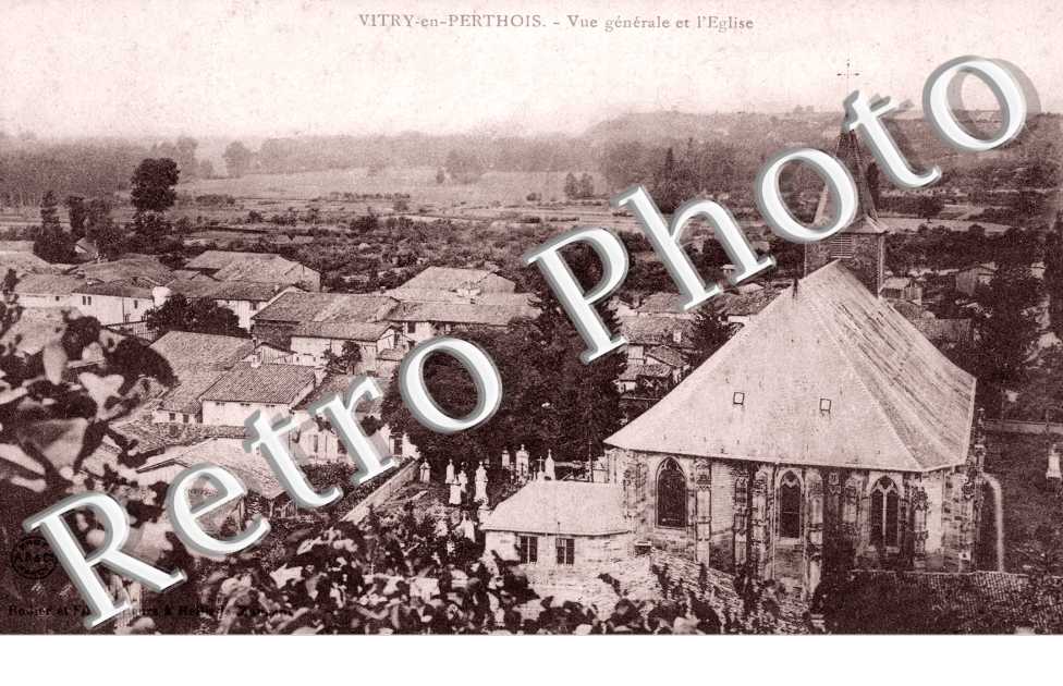 vue generale et l'eglise