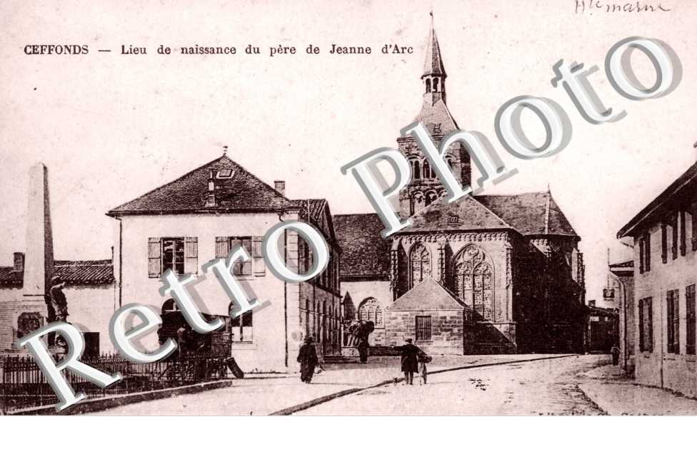 lieu de naissance du pere de Jeanne d' Arc