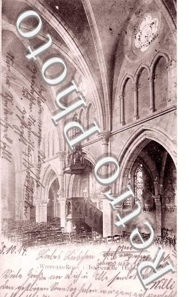 Interieur de l'eglise