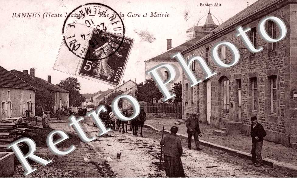 Rue de la gare et mairie
