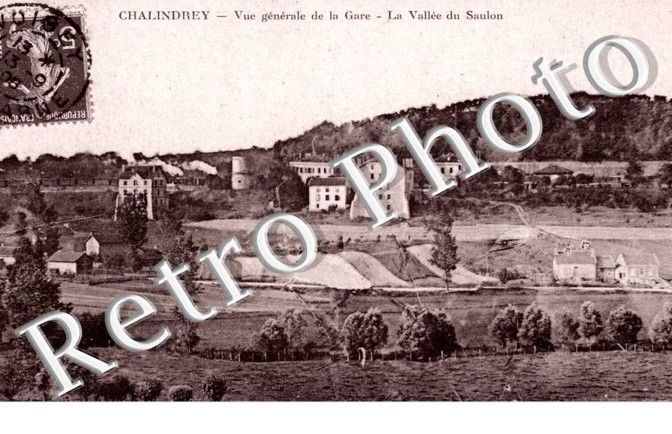 Vue Generale de la gare, la Vallee du Saulon