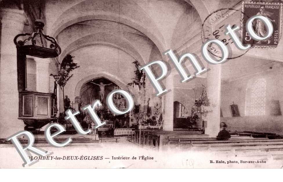 interieur de l' eglise