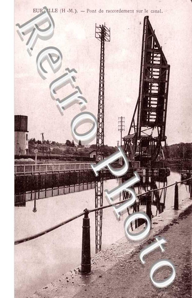 pont de raccordement sur le canal
