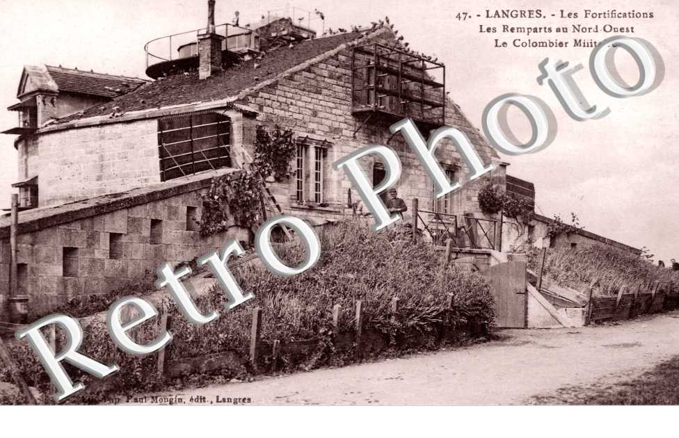 les Fortifications, les Remparts au Nord-Ouest, le Colombier Militaire