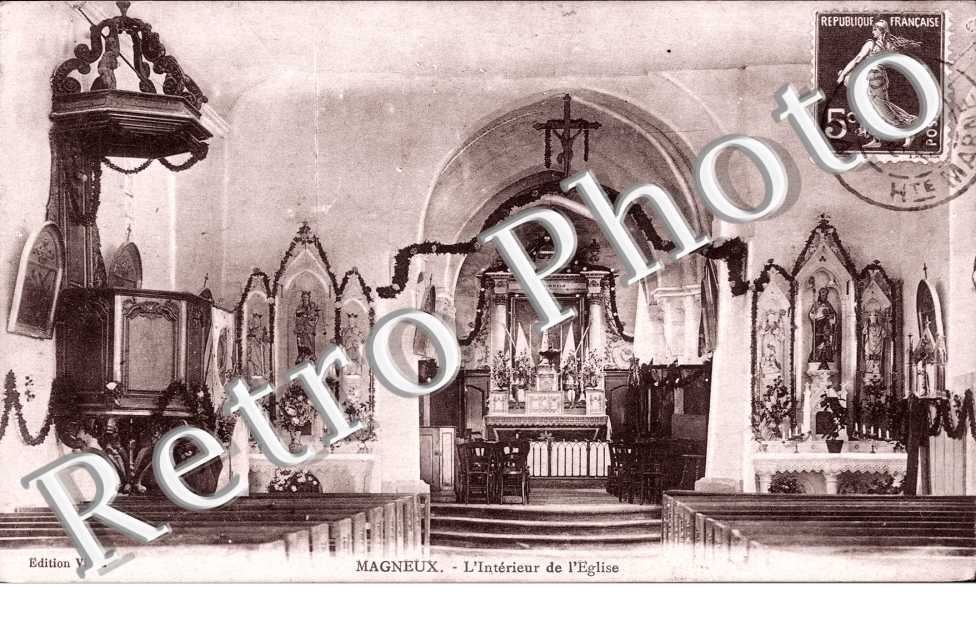 interieur de l'eglise